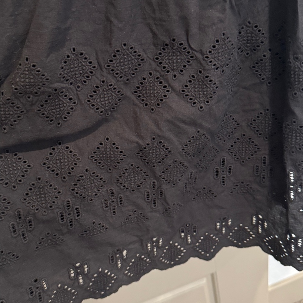 Evereve Smocked Embroidered Dress - Picture 4 of 6